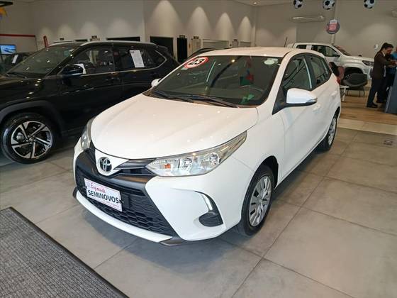 TOYOTA YARIS 1.5 16V FLEX XL MULTIDRIVE TOYOTA YARIS 1.5 16V FLEX XL MULTIDRIVE